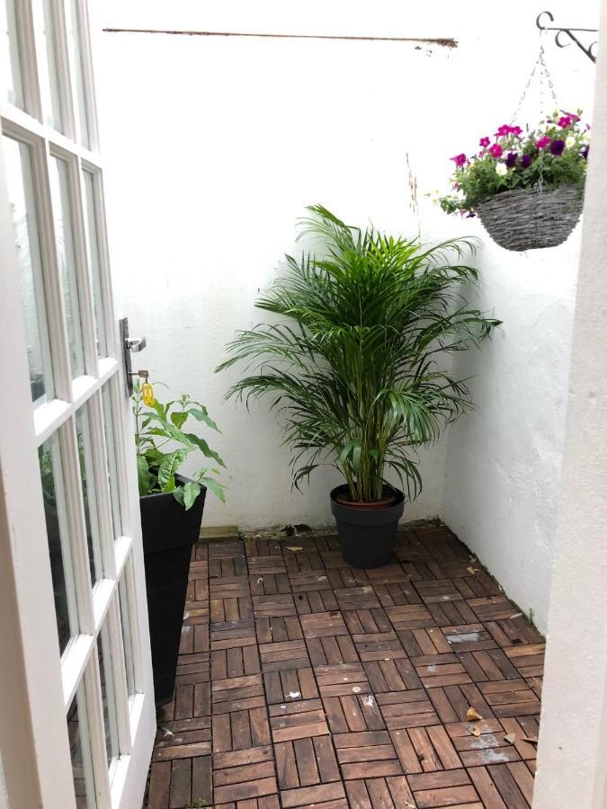 Charming Cottage & Garden - Central Brighton! Exterior photo
